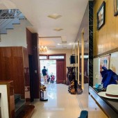Bán Nhà Mới 2 MT Gần Vincom Thủ Đức, 5 PN, Pháp Lý Chuẩn, An Ninh Tốt